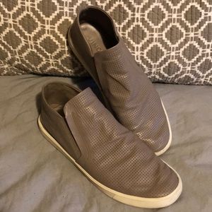 Vince pull on sneakers-fancy Vans! Sz 11